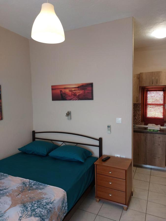 Athina Vourvourou Apartments Eksteriør bilde
